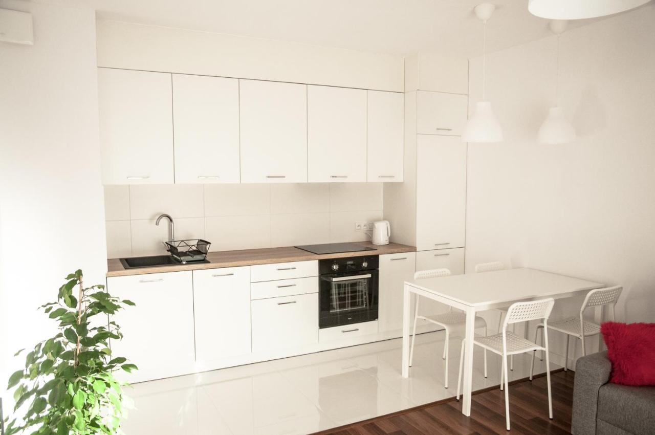 Apartament Rosso Lodz  Ngoại thất bức ảnh